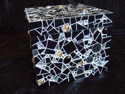 mosaic box